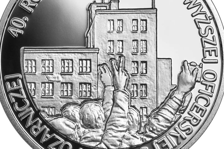 10 zł 40. rocz. strajku w Wyższej Oficerskiej Szkole Pożarniczej 2021